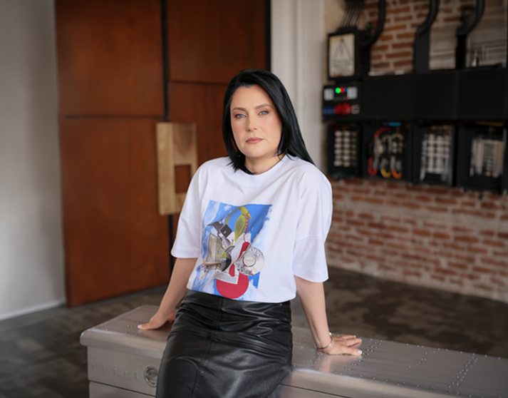 Diana-Munteanu_ Diana-Munteanu_